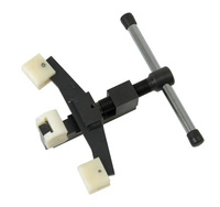 Przyrząd do prostowania obręczy Rovnač ráfku